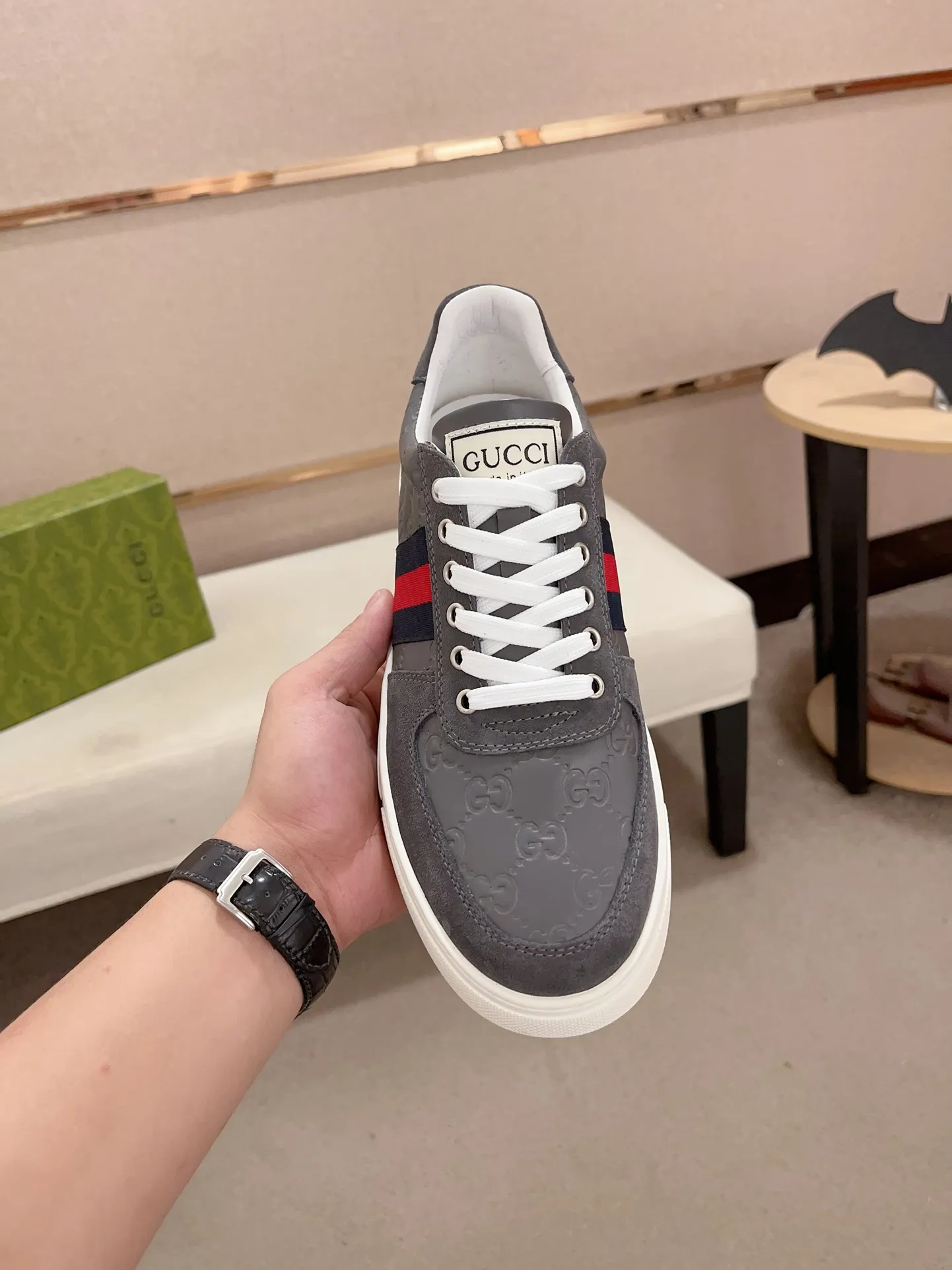 Men's clothing and shoes💰:440💰 (GUCCI) The latest model from the official website 🎁🎁Casual and fashionable men's shoes👟, hot style 💥The version is simple and elegant, exclusive for trendy men. Unique official website latest brand elements 👑Gucci original decoration, fashionable and generous, the fabric is original cowhide ✅sheepskin lining, the official website specifies wear-resistant casual outsole, the classic model is taken in kind at the counter🎬38-44 (45 is not returned or exchanged)